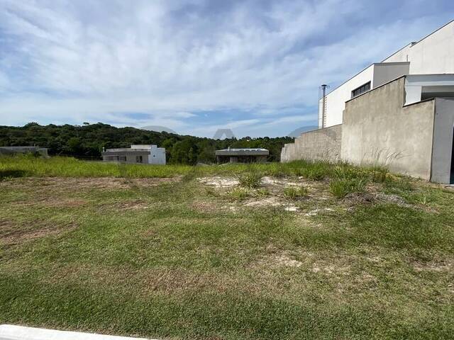 Venda em Interlagos - Vila Velha