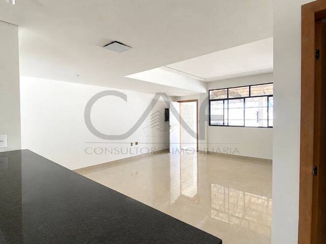 Casa para Venda em Serra - 4